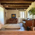 Et Chez Marguerite *